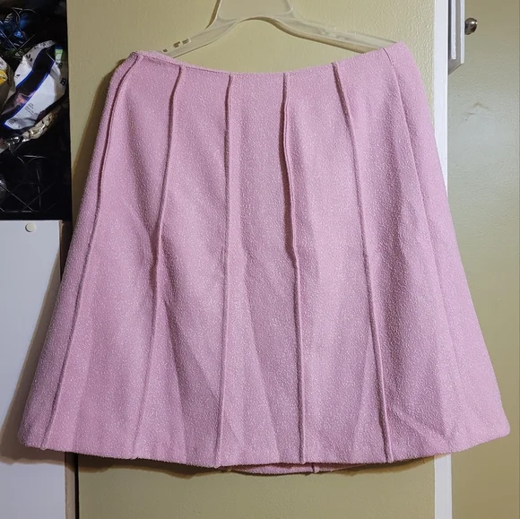 Pink Skirt - Picture 2 of 4